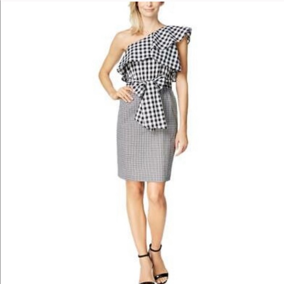 Calvin Klein Dresses & Skirts - Calvin Klein Gingham Ruffle One Shoulder Dress